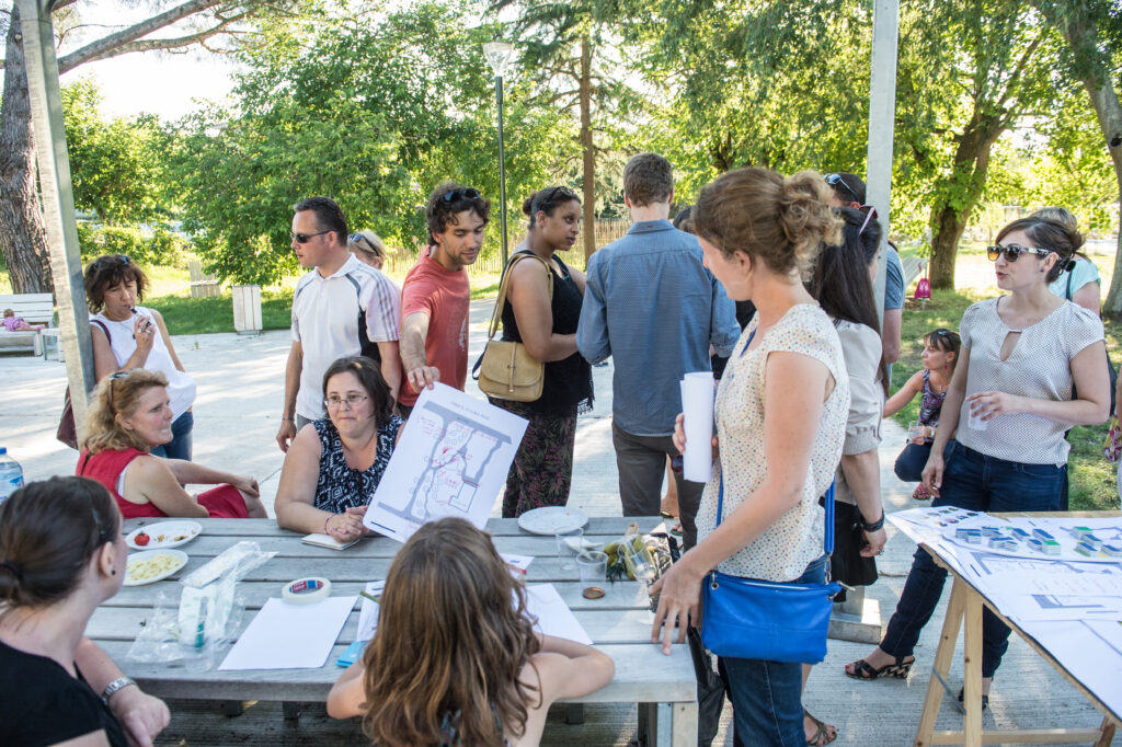 les habitants participent à la réflexion sur l'aménagement des espaces publics